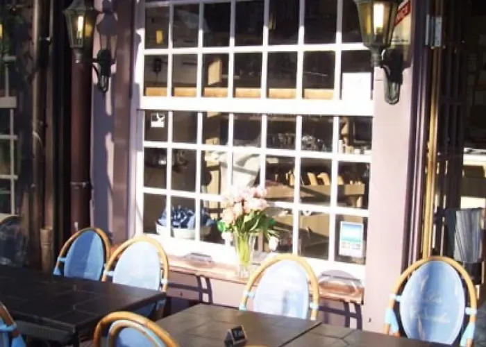 叠水瀑布 – 迷人酒店 酒店 翁弗勒尔